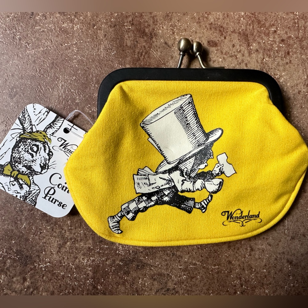 Alice in wonderland Mad Hatter coin change purse bag  NWT
